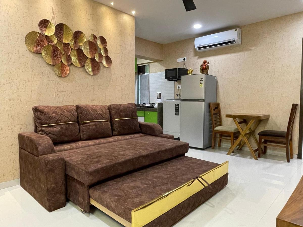 מומביי Osi Apartments Bandra West מראה חיצוני תמונה