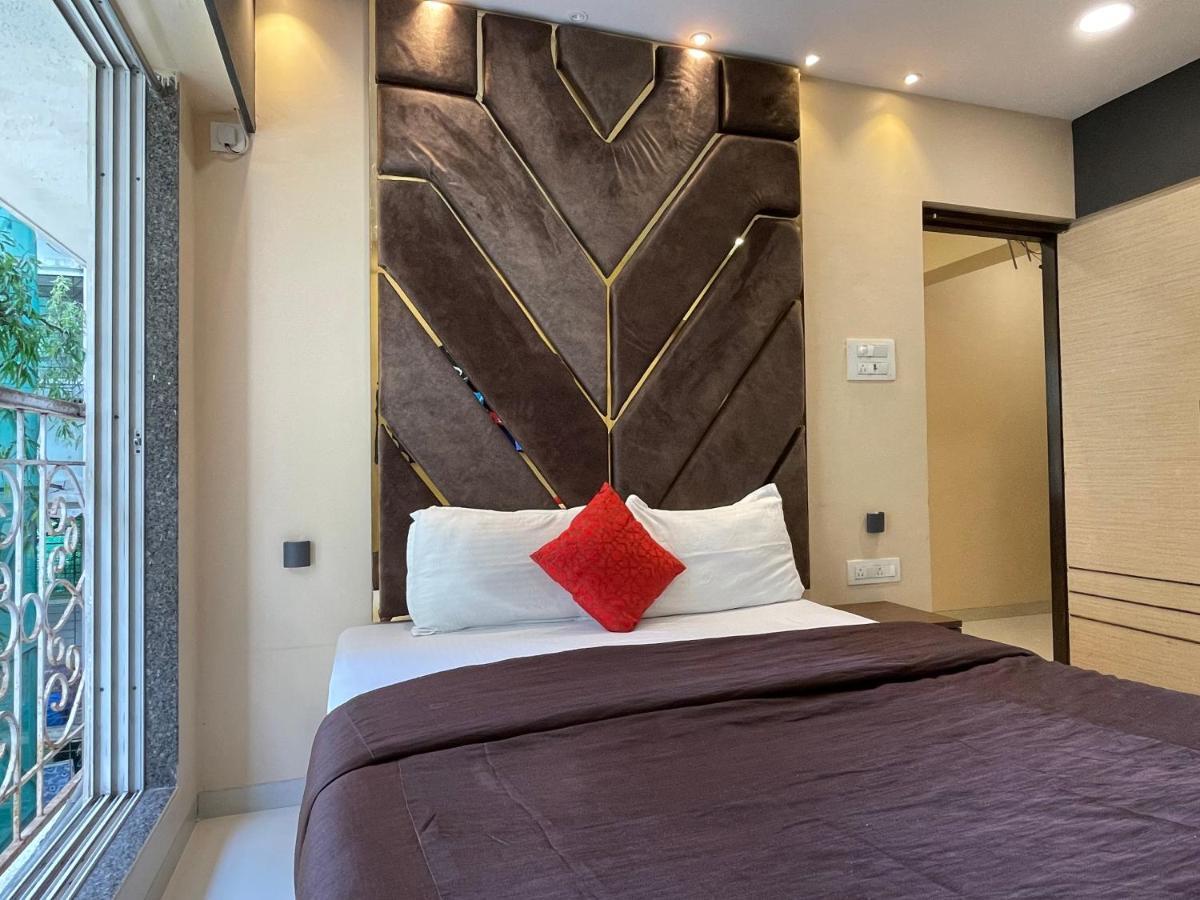 מומביי Osi Apartments Bandra West מראה חיצוני תמונה