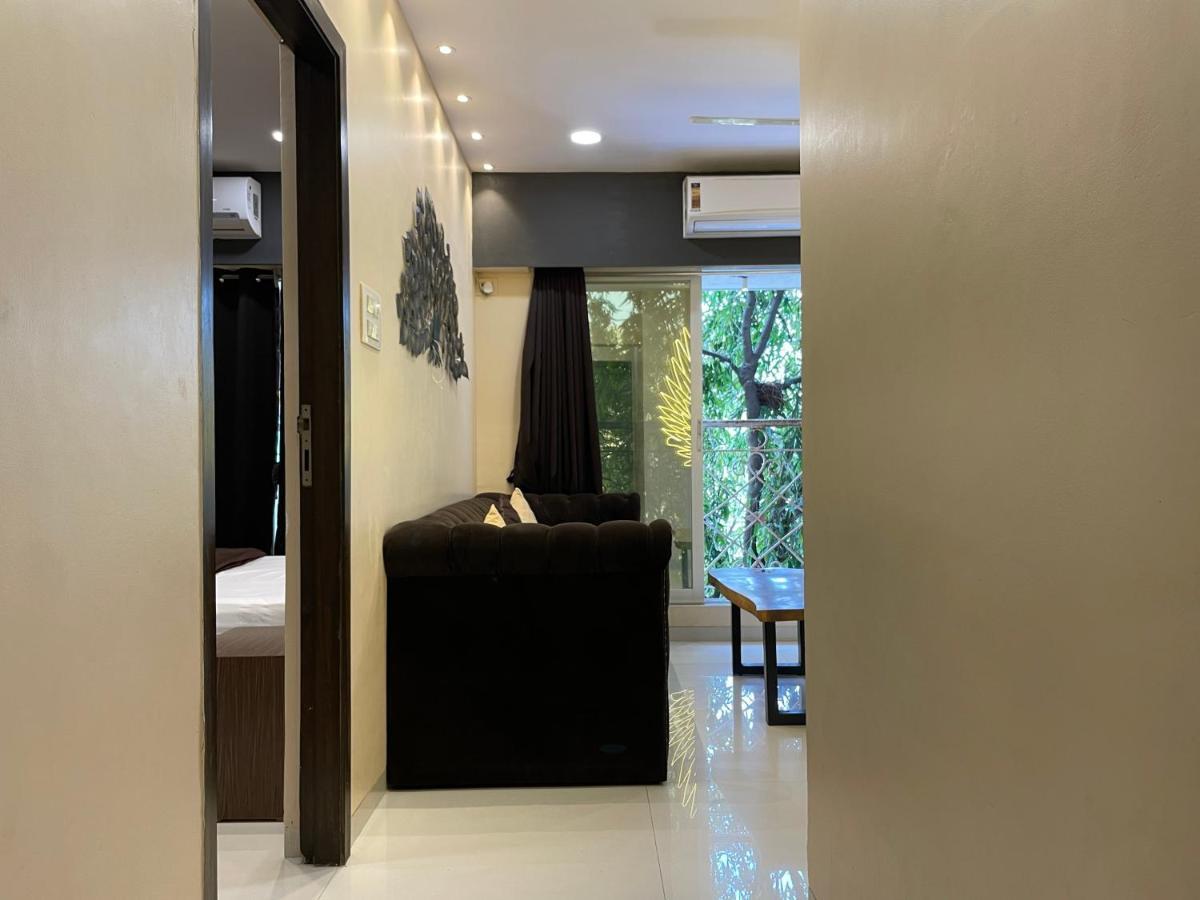 מומביי Osi Apartments Bandra West מראה חיצוני תמונה