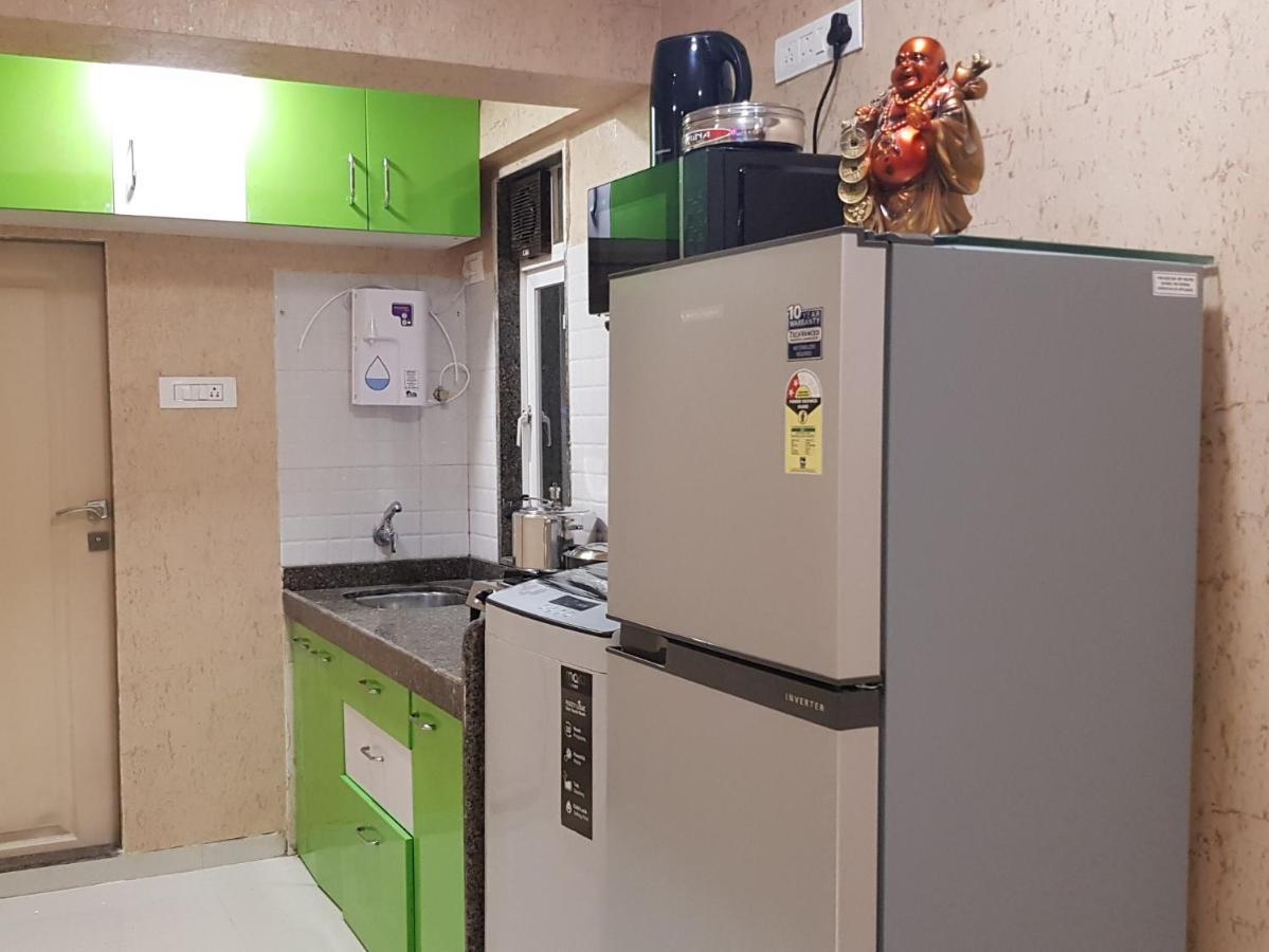 מומביי Osi Apartments Bandra West מראה חיצוני תמונה
